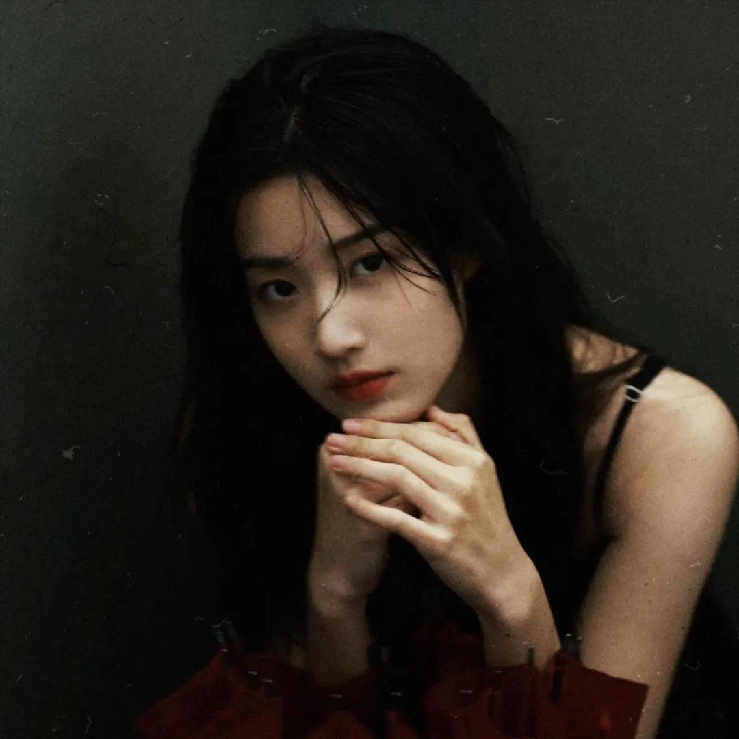 查理咬我手指